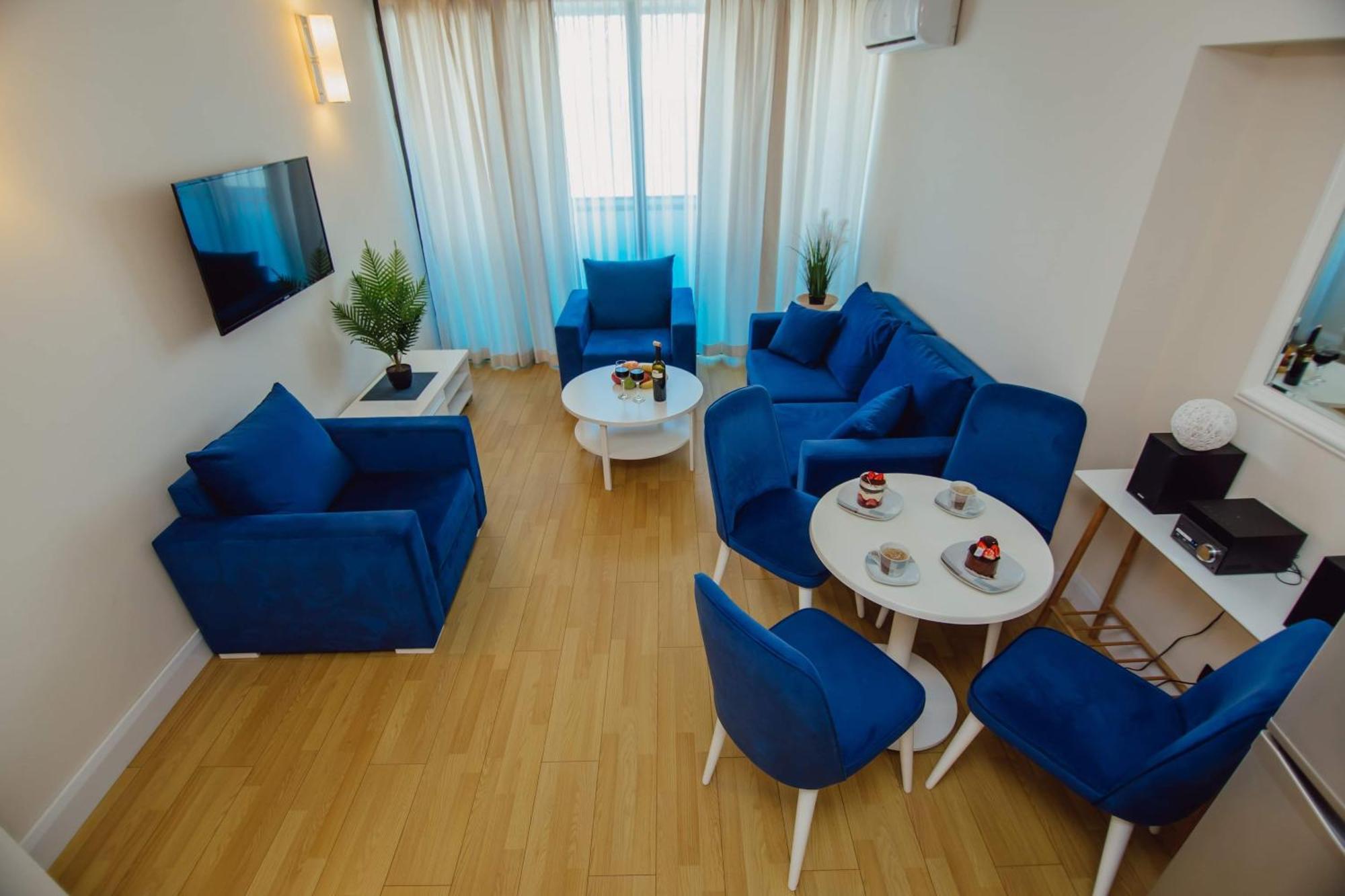 Luxury Beach Front Hotel Batumi Exterior photo